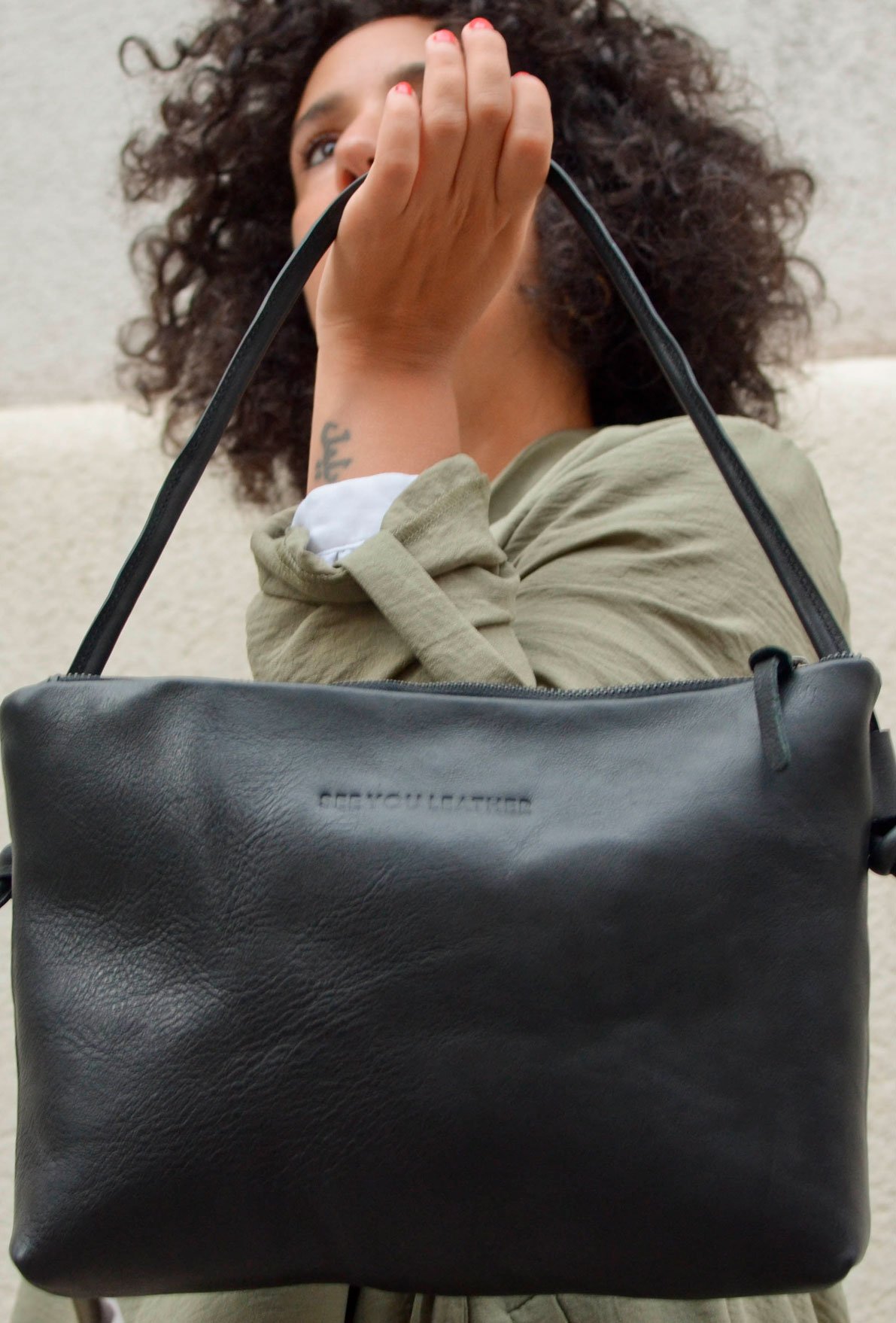Georgia-black-modelo-hombro-mujer-bolso-cuero-negro